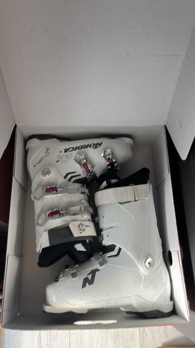 Ски обувки NORDICA номер 26.5