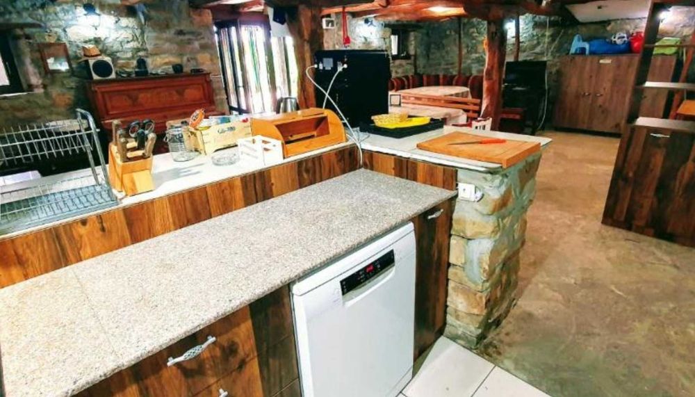 Продава се Къща в с. Буковец, Област Велико Търново - 180 кв.м за 1145 €/кв.м - Снимка #4