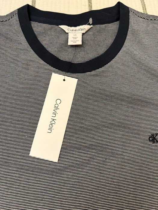 Calvin Klein футболка