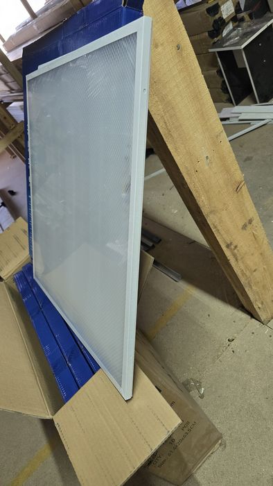 Лампы 60×60  36 ватт 6500К новые