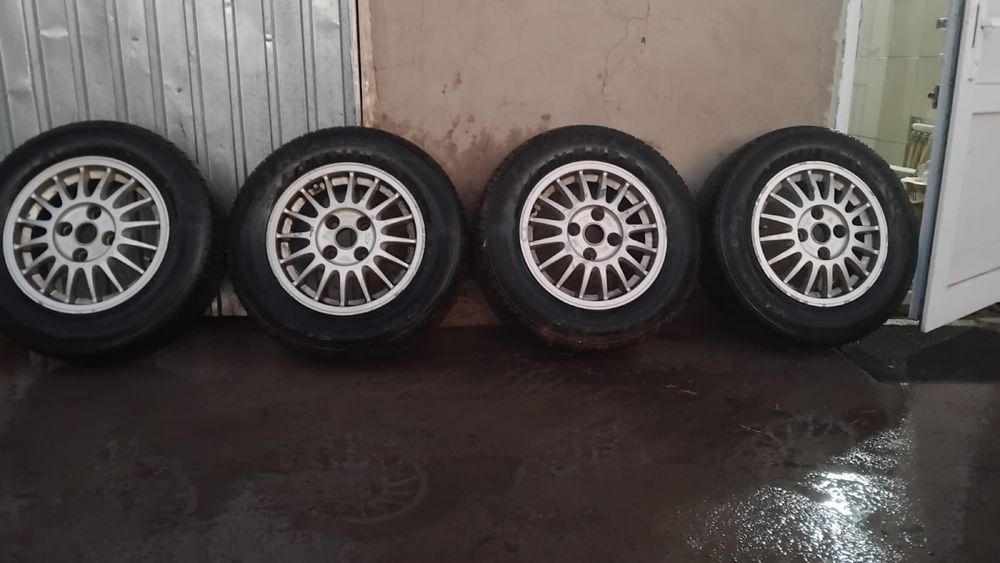Продам срочно 4 баллона + 4 диск