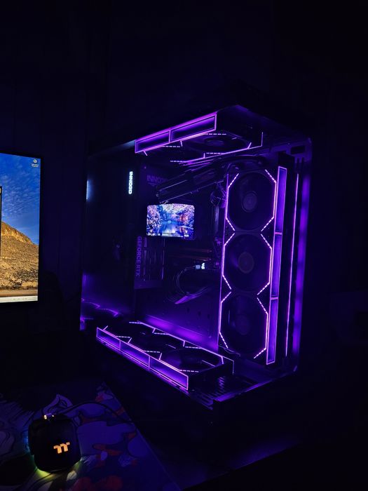 НОВ / RYZEN 9 9900X3D / 5080 / 64GB DDR5 / 2TB NVME