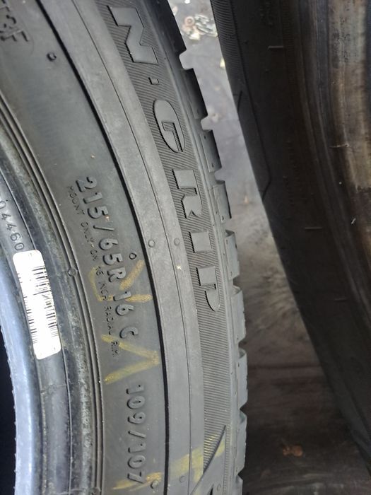 Шины балоны 215 /65/16С спринтер