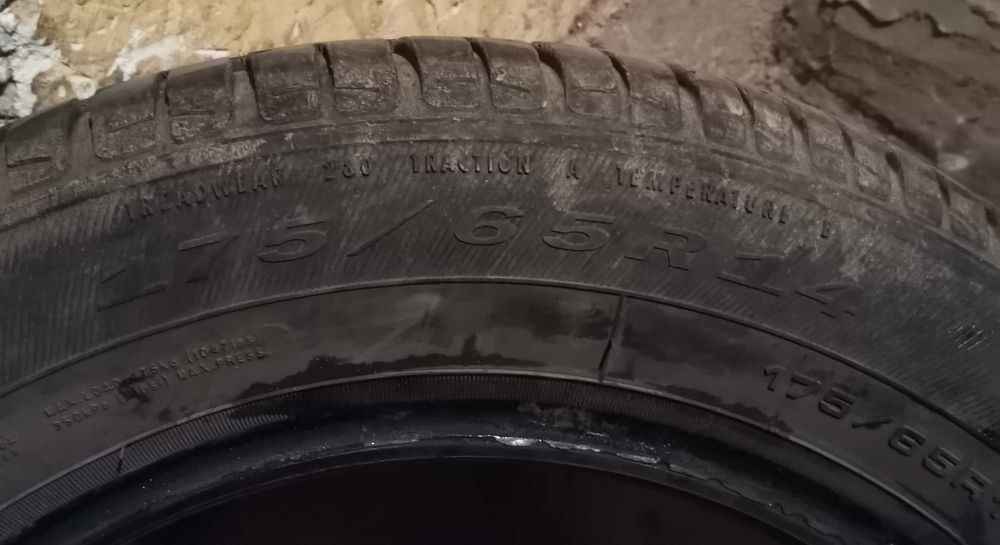 Продавам 2 броя летни гуми 175.65.14 на 1 сезон дот 2019 Debica
