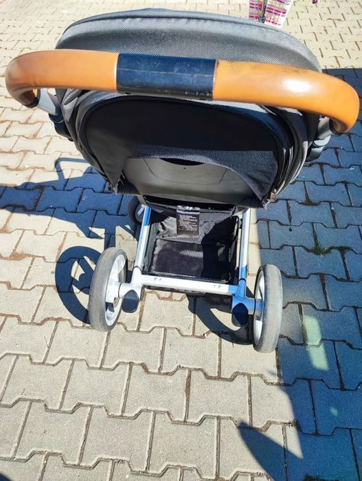 Cărucior 3 in 1 - Mutsy i2 parte sport si landou + scoica Cybex Aton5