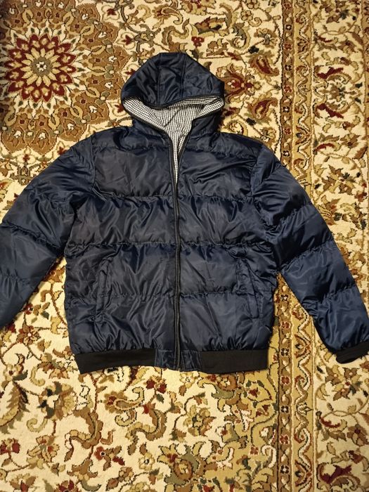 Продам пуховик зима весна