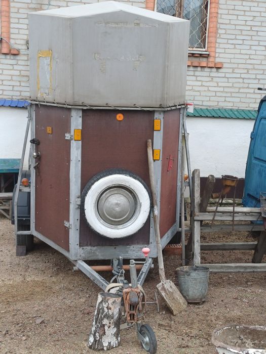 Коневозка в отличном состоянии