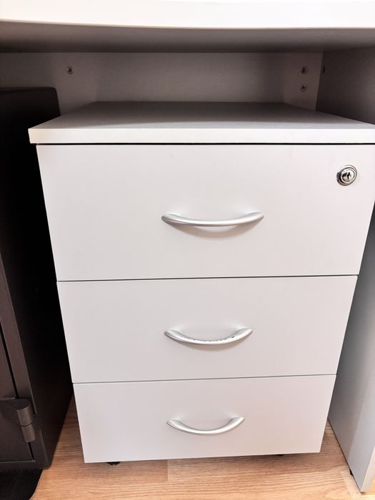 Тумба для офиса и дома