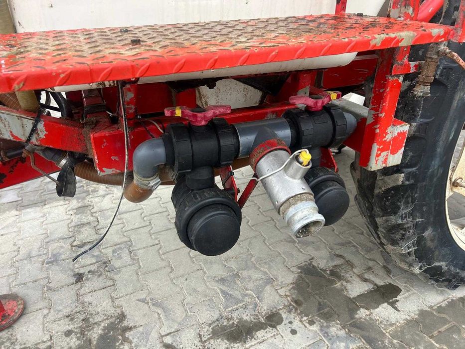 Прикачна пръскачка Agrifac – 3000 л, 24 м