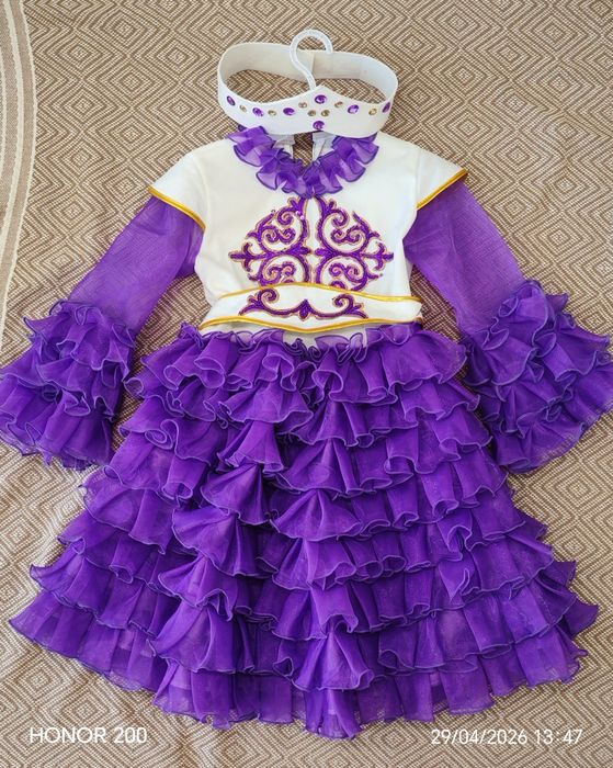 Нарядное платье для девочки 5-8 лет