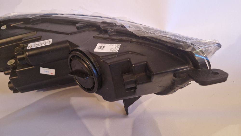 Фары Changan Alsvin