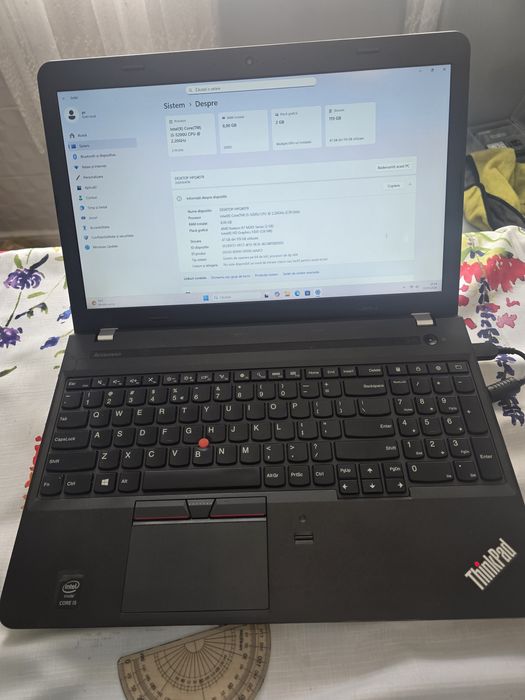 Placa video dedicata de 2gb la laptop Lenovo