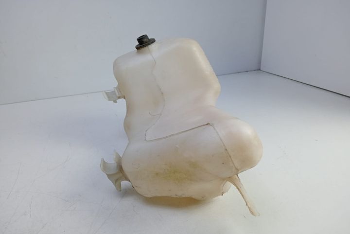 Vas lichid parbriz   2118602260 Mercedes-Benz E-Class W211