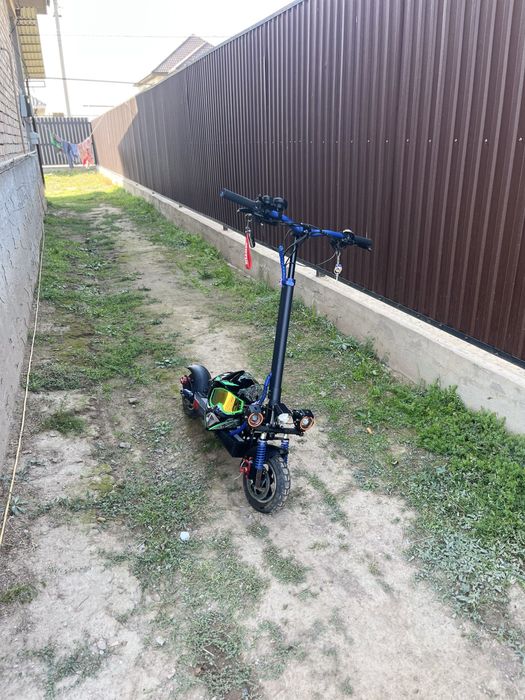 Шлем, эндуро шлем