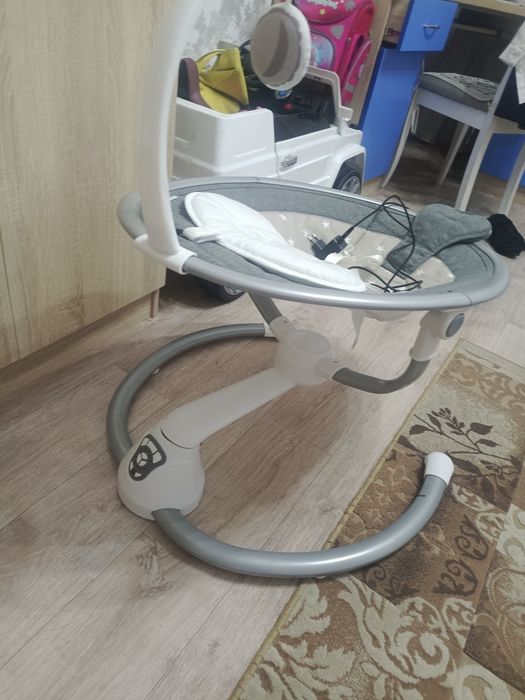 Продам музыкальный шезлонг