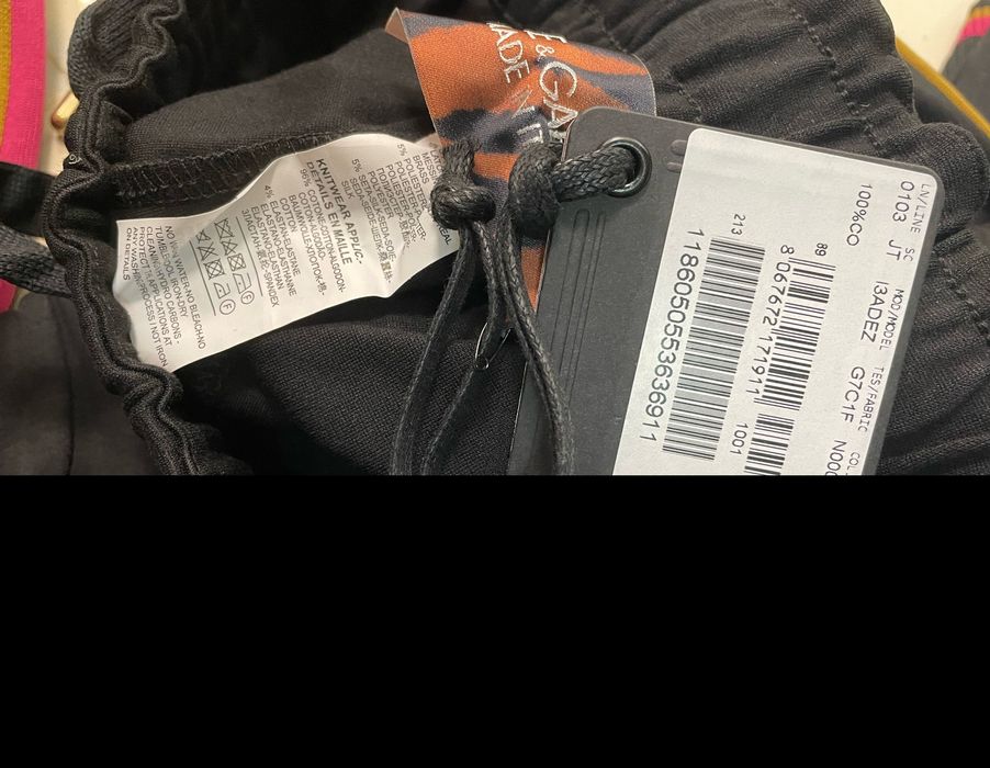 Оригинален комплект Dolce & Gabbana закупен от Италия.