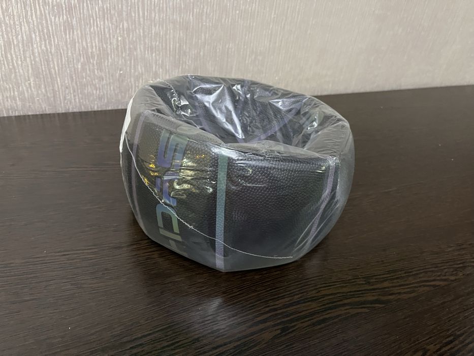 Баскетбольный мяч.