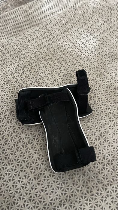 Aparatori adidas