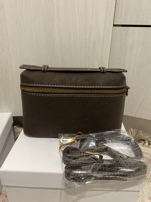 Сумочки Michael Kors, Loro Piana