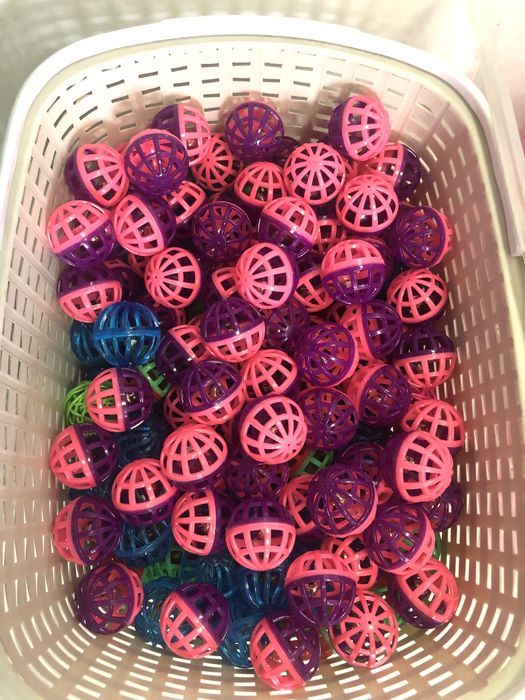 Мячи для собак разные