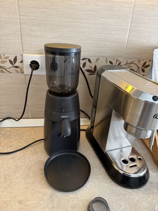 Set complet Espresso: DeLonghi Dedica + Rasnita Graef + Accesorii Premium