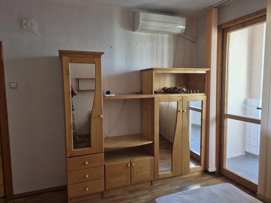 Дава се под наем Четиристаен апартамент в Варна, ХЕИ - 85 кв.м за 511 € - Снимка #2