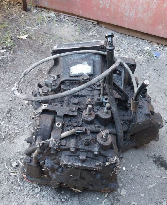Двигатель, коробка АКПП на Mazda 323 ba кузов.