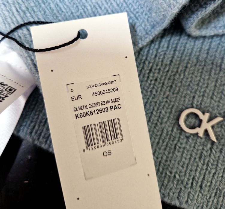 Вълнен шал Calvin Klein