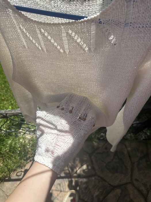 Bluza de vara cu gauri