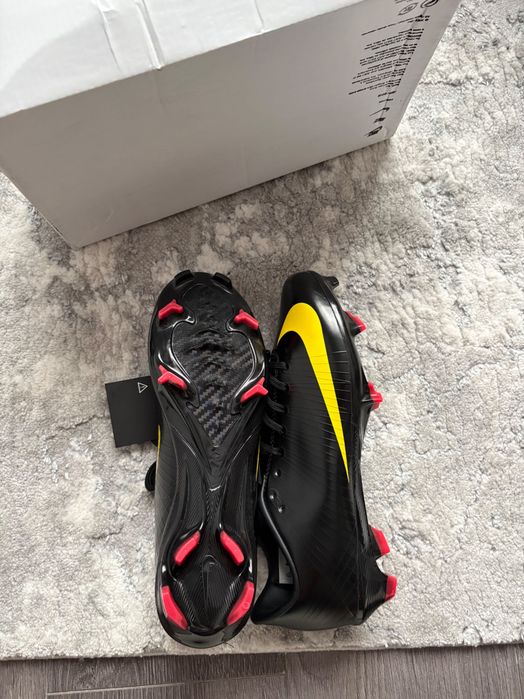 Nike Mercurial Limited