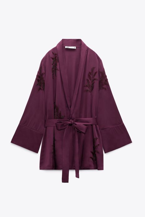 Zara чисто нов сатениран комплект от две части с бродерия и мъниста