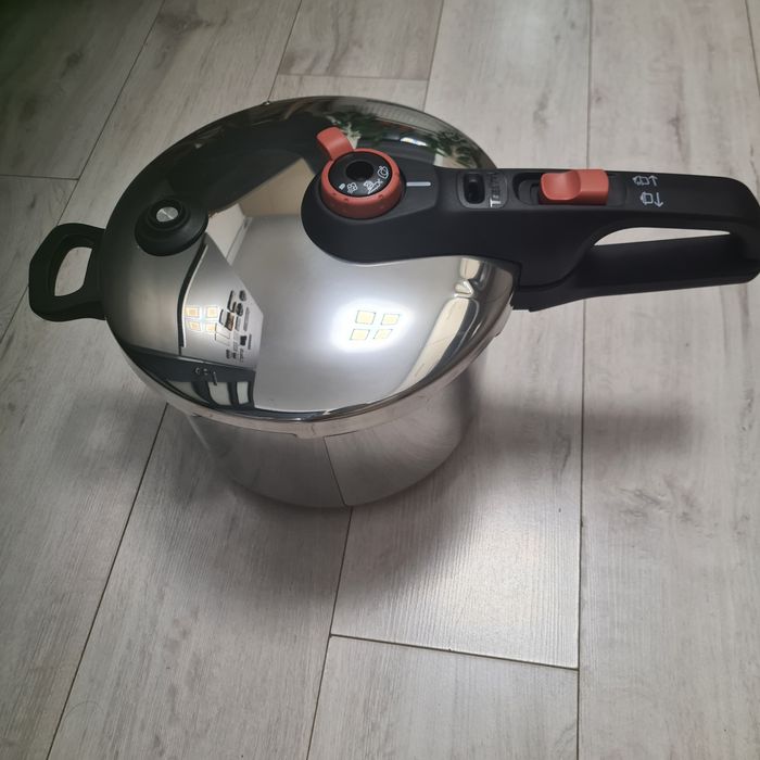 Oala sub presiune, Tefal.