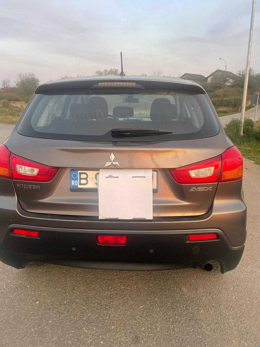 Masina Mitsubishi ASX