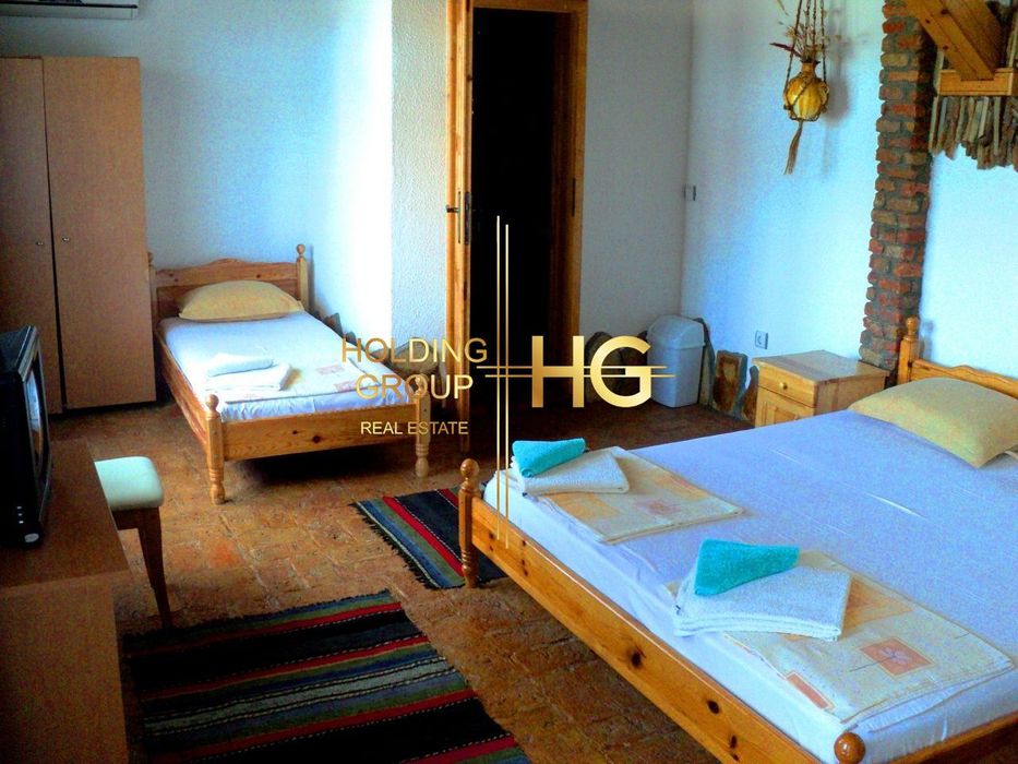 Продава се Хотел в Варна, м-т Боровец - юг - 700 кв.м за 1215 €/кв.м - Снимка #8