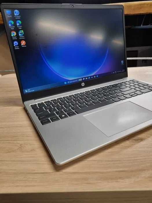 HP 250 G10 kompyuter