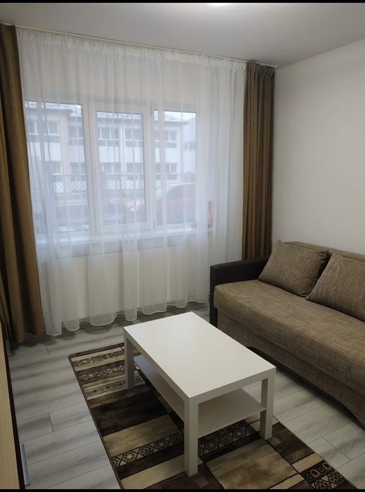 Apartament de închiriat