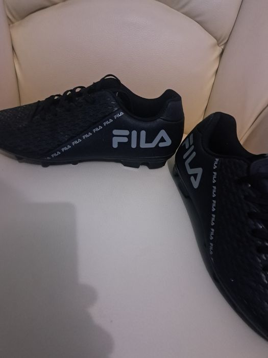 Pantofi de fotbal nr 43