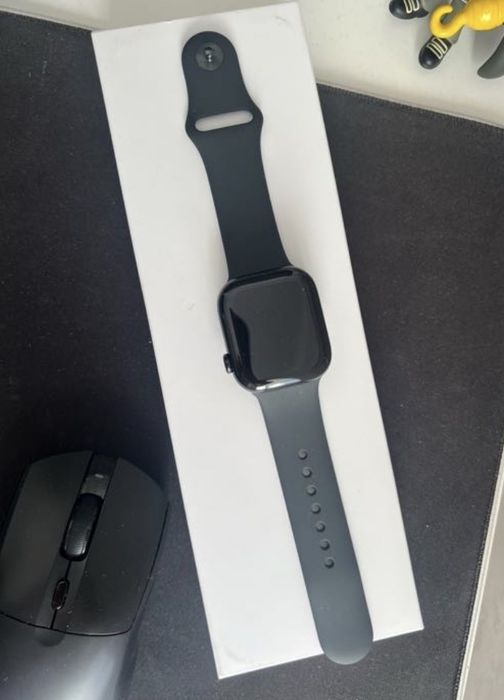 Apple Watch Series 10 (42mm) — Обмен на Fixed Gear (L)