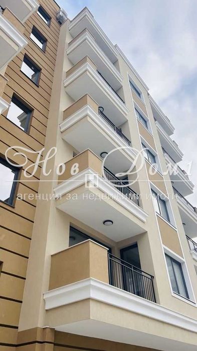 Продава се Тристаен апартамент в Варна, Възраждане 1 - 100 кв.м за 1885 €/кв.м - Снимка #15