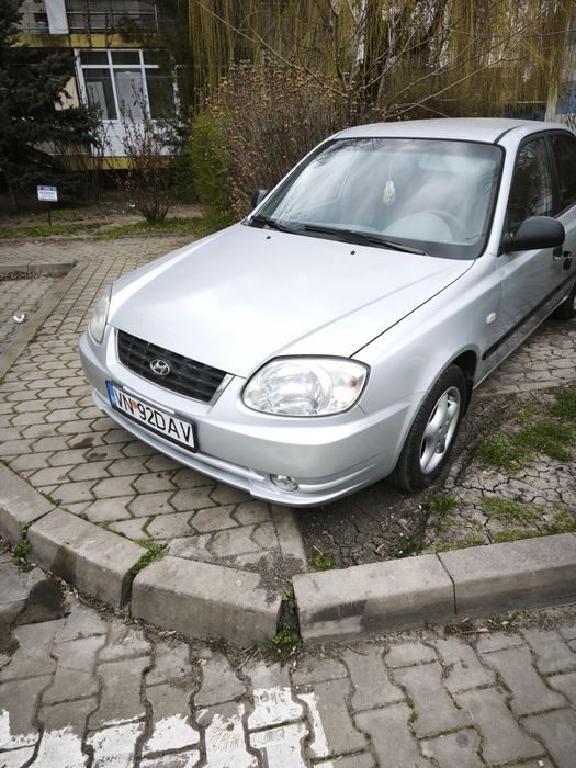 Vând  Hyundai Accent