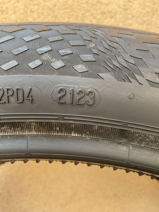 Set 2 anvelope 265 40 21 XL Continental