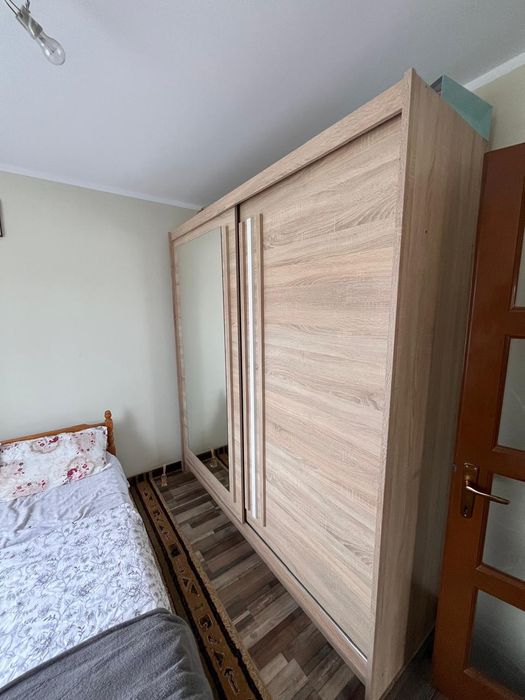 Casă cu 2 camere in Marginea de închiriat.