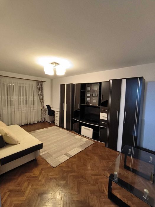 Chirie apartament 3 camere