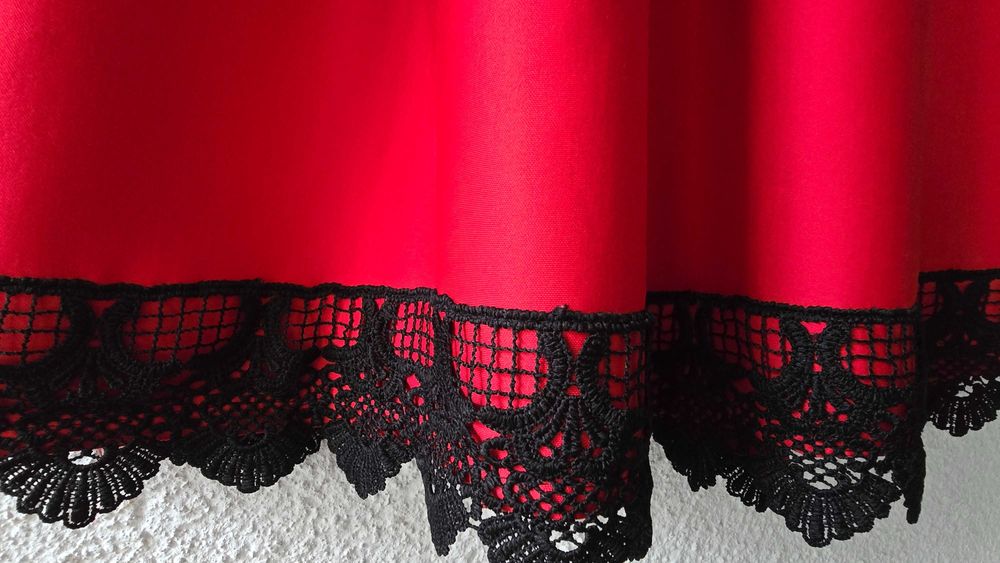 Дамска рокля размер М-Л