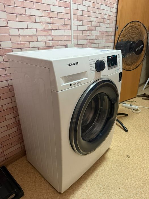 Стиральная машина продам