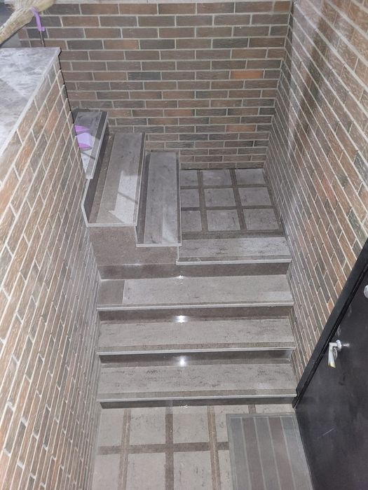 Гранит мрамор травертин перила итд