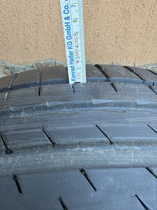Michelin Pilot Sport 4 235/45 ZR1  8 T0