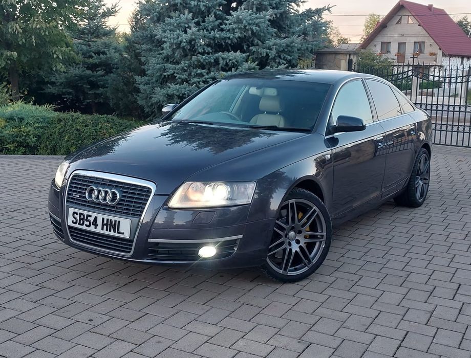 Audi A6 din 2007 motor 4.2 V8 Auto Quattro Volan pe dreapta Anglia