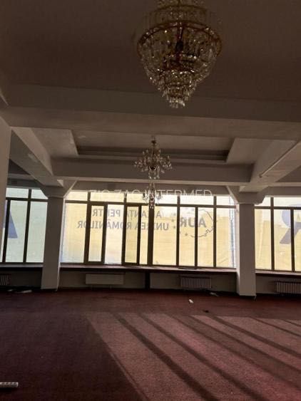 Spatiu comercial de inchiriat ultracentral etaj 1, zona Dacia, Constanta
