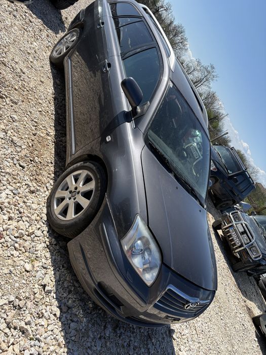 Toyota Avensis t25 НА ЧАСТИ